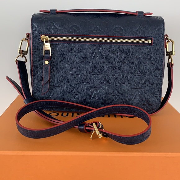 “SOLD”Like New LV Pochette Metis Marine Rouge - Picture 2 of 10